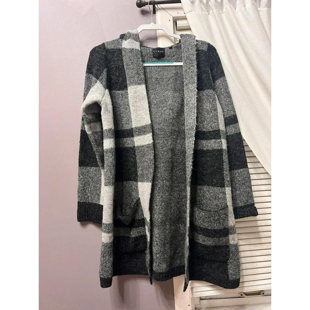 Cyrus hooded plaid cardigan sweater medium